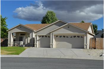 Primary listing photos for listing ID 446197